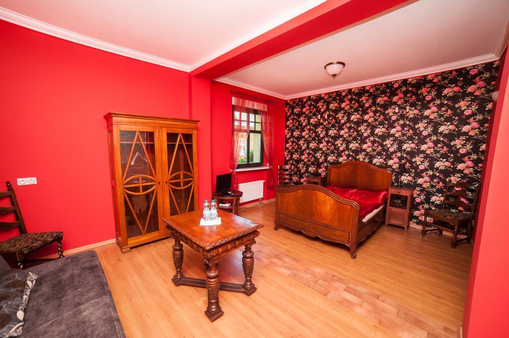 Nostalgia Sokolniki Hotel Ozorków Zewnętrze zdjęcie
