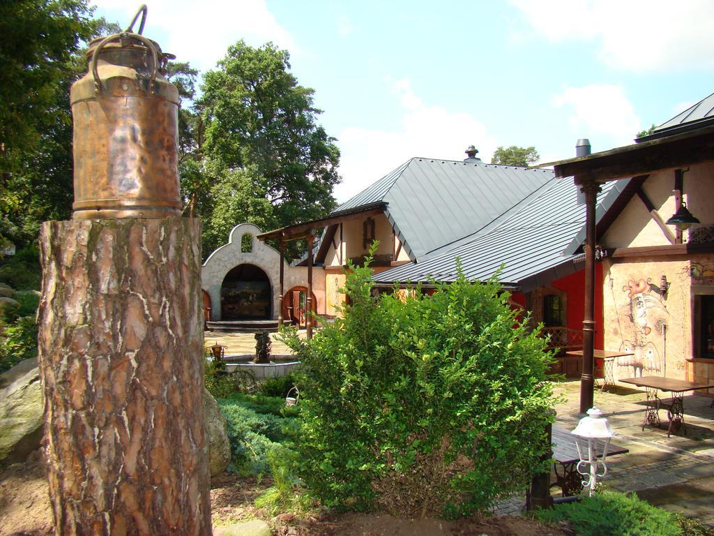 Nostalgia Sokolniki Hotel Ozorków Zewnętrze zdjęcie